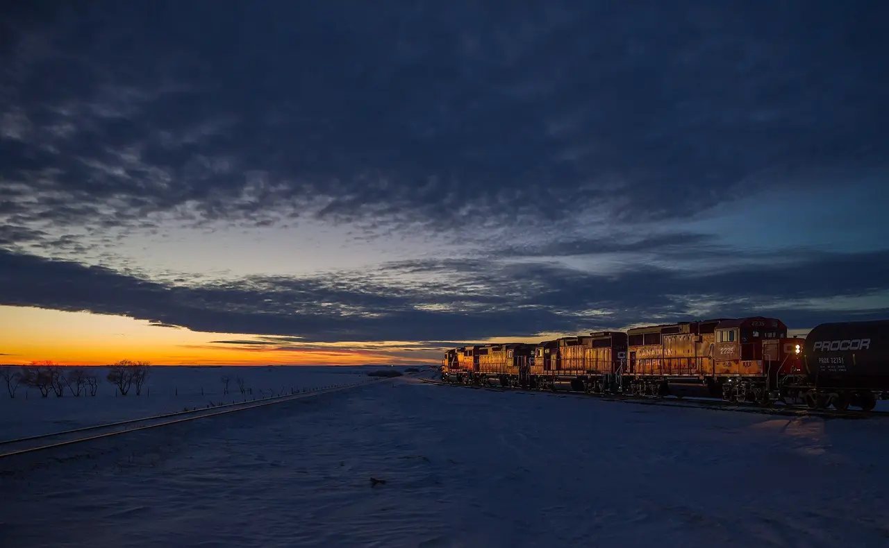 CP locomotives at dusk on the winter prairie, 2015